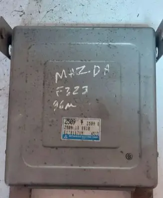 Mazda 323 Engine control unit/module Z50918881B