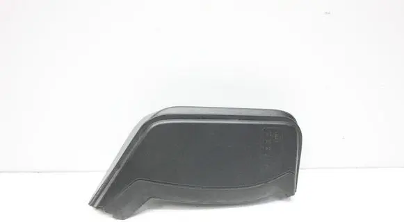 Porsche Macan (95B) Rear/tail light trim molding 95B945427F