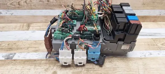 Honda Jazz Fuse module
