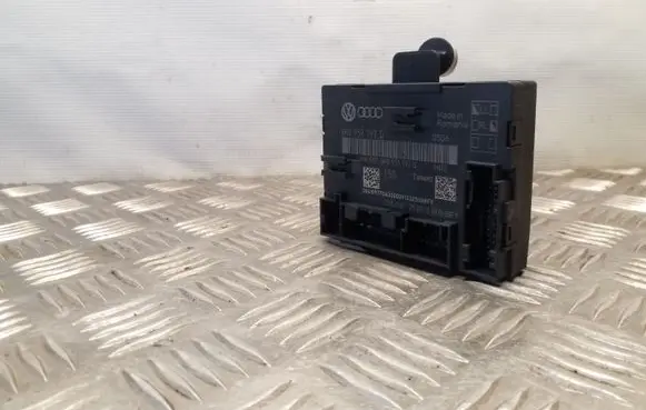 Audi Q5 SQ5 Door control unit/module 8K0959793Q