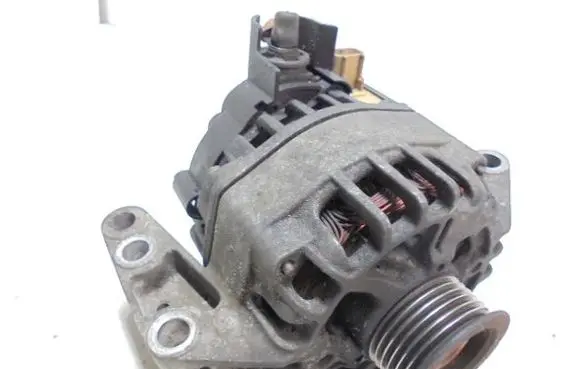 Ford Ka Generator/alternator 4S5T10300AA