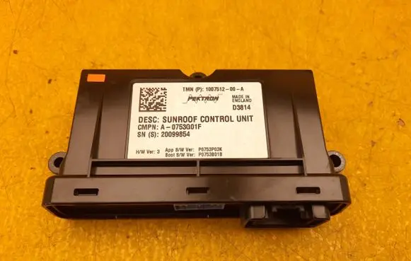 Tesla Model S Other control units/modules 100751200A