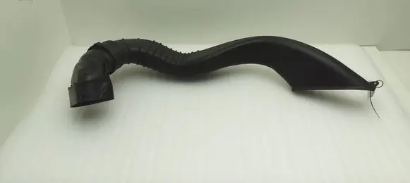 Opel Insignia A Air intake duct part 20985850 95068PS