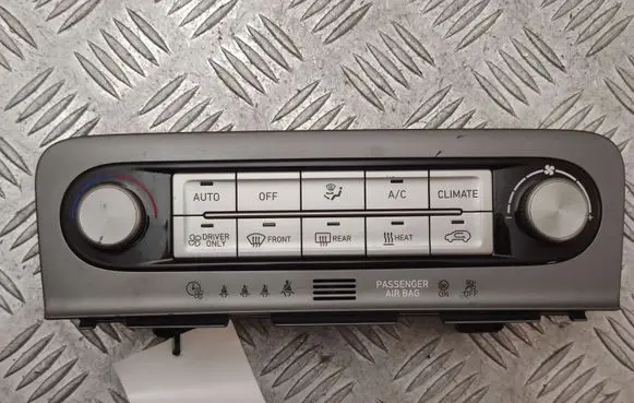 Hyundai Kona I Climate control unit 97250K4070