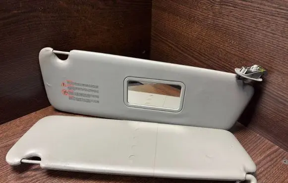 Renault Trafic II (X83) Sun visor 7701477800 7701477802
