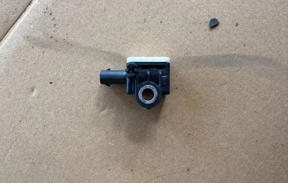 Audi A6 S6 C7 4G Airbag deployment crash/impact sensor 4h0959643