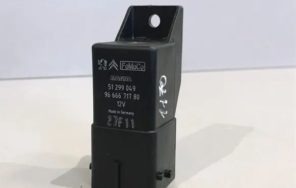 Volvo V60 Glow plug pre-heat relay 51299049 9666671780