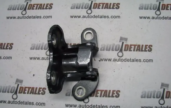Toyota Auris 150 Rear door upper hinge