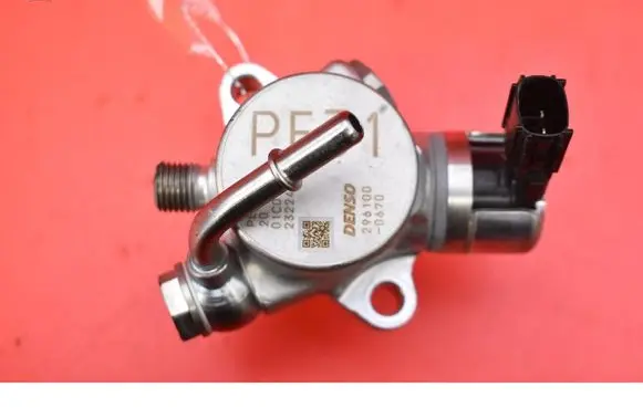 Mazda MX-5 NA Miata In-tank fuel pump PE31203F0