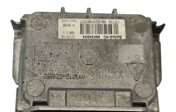 Volvo XC90 Headlight ballast module Xenon 89034934
