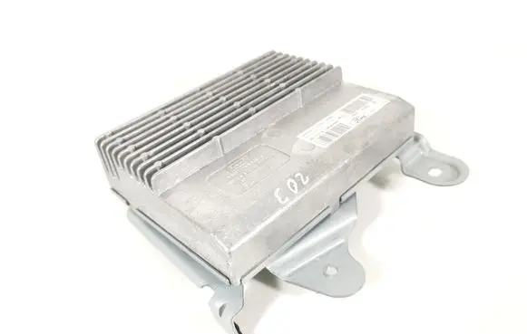Ford Mustang VI Sound amplifier HR3Z-18B849-AA FR3T-18T806-BL