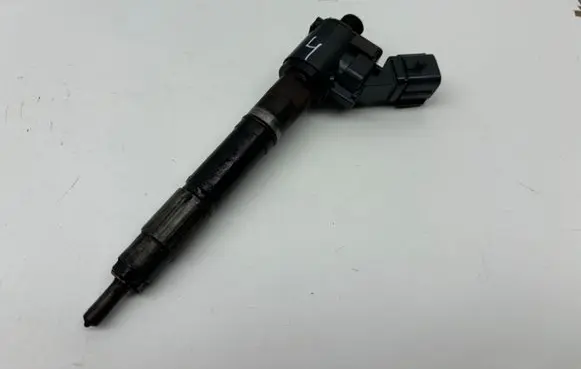 Fuel injector