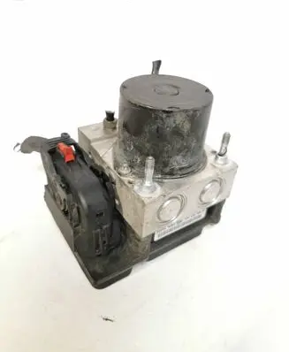 Volkswagen Polo V 6R ABS Pump 6R0907379AJ 6R0907379AF 6R0614517AE