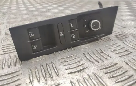 Volkswagen PASSAT B7 Electric window control switch 1K4959857B