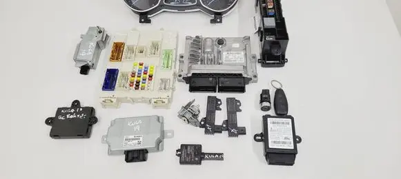 Ford Kuga II Engine ECU kit and lock set 97RI010012 DS7112B684XD JV6A12A650AA