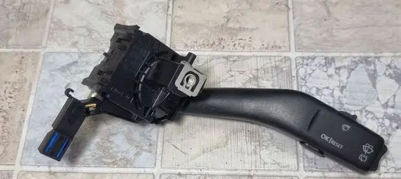 Audi A3 S3 8P Wiper control stalk 1K0953519A