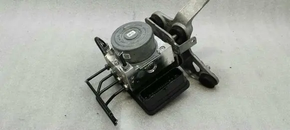 Mercedes-Benz C W205 ABS Pump A2534310500