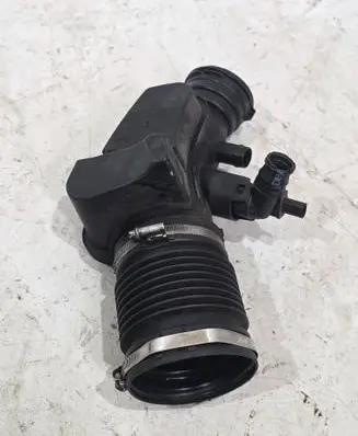 BMW 3 F30 F35 F31 Intake resonator 8601681 1371 10737810