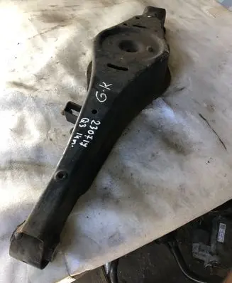 Audi Q3 8U Rear upper control arm/wishbone 1k0505371