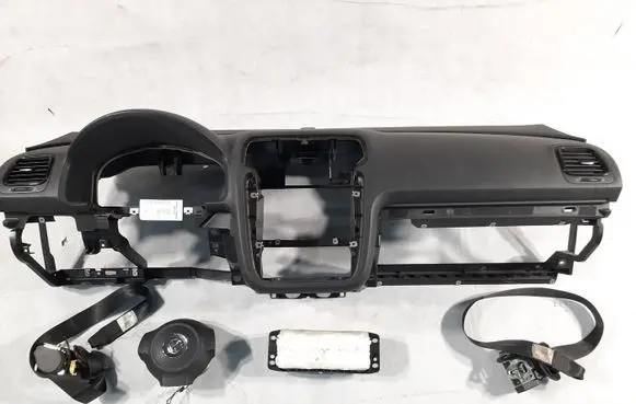 Volkswagen Scirocco Dashboard 1Q1857181