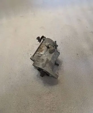 Toyota Yaris Starter motor