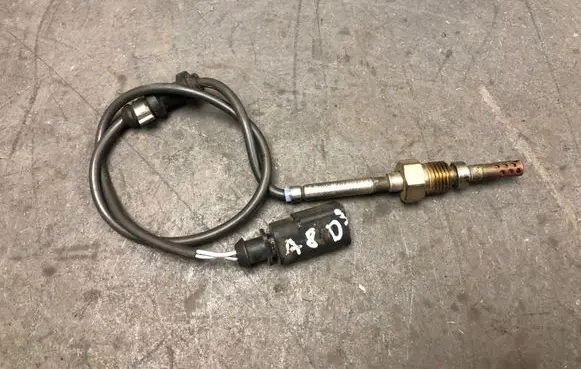 Audi A8 S8 D3 4E Lambda probe sensor 057906088
