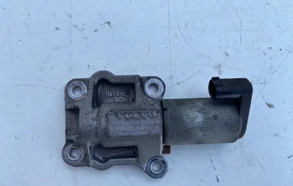 Volvo V70 Camshaft vanos timing valve 030602 1613