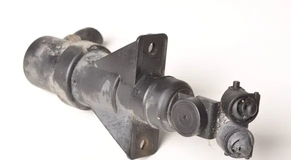 Audi A6 S6 C5 4B Headlight washer pump 