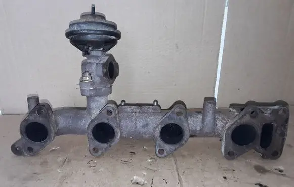 Hyundai Trajet Exhaust manifold NOCODE