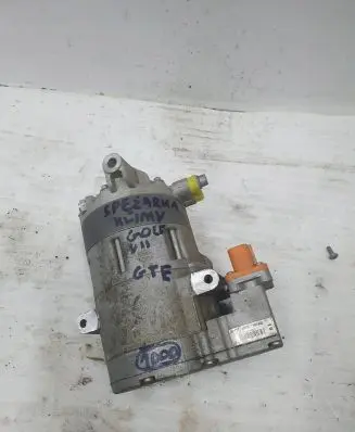 Volkswagen Golf VII Air conditioning (A/C) compressor (pump) 12E820803E