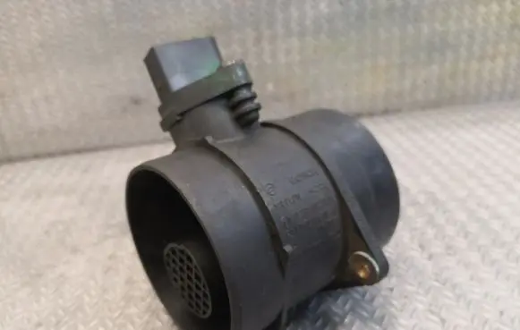 Mercedes-Benz E W211 Mass air flow meter 6460940048 A6460940048
