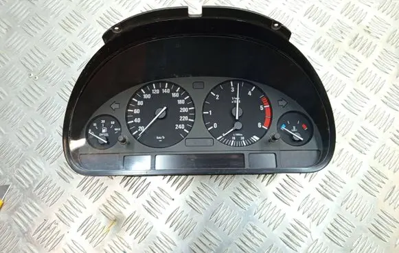 BMW 5 E39 Speedometer (instrument cluster) 62116903761