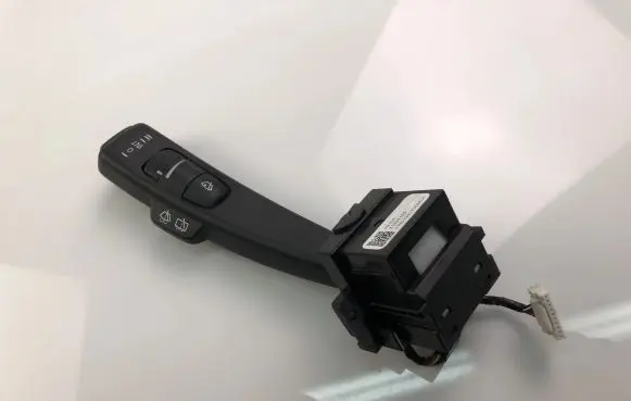 Volvo V70 Indicator stalk 31264169