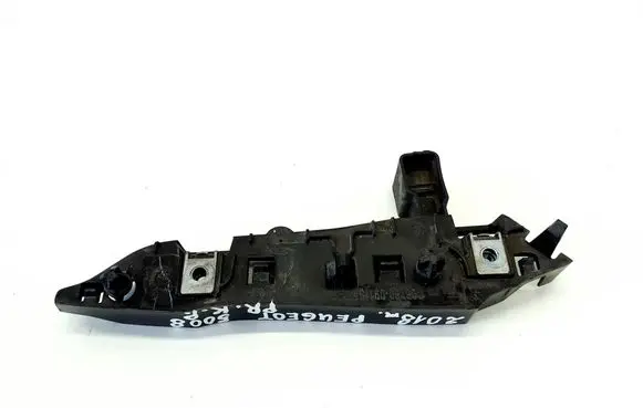 Peugeot 5008 II Front bumper mounting bracket 9810975480