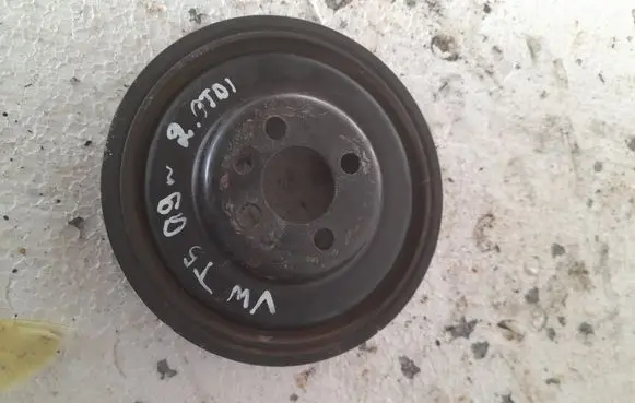 Volkswagen Transporter - Caravelle T5 Crankshaft pulley 038105243M