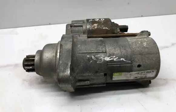 Volkswagen PASSAT B6 Starter motor 02M911023N TS18E3