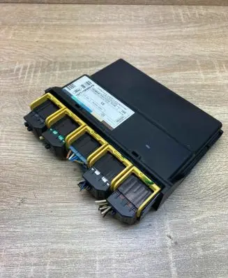 Ford Focus Comfort/convenience module 1S7T15K600FB 5WK48730B Withplug