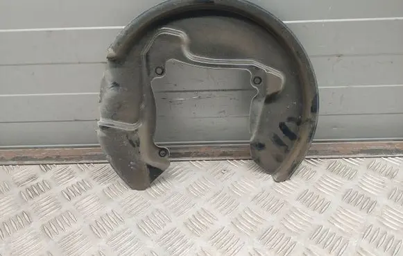 Ford Mustang VI Rear brake disc plate dust cover FR3C2K317FA