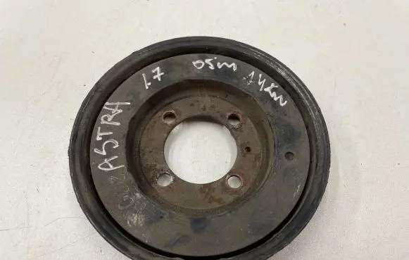 Opel Astra H Crankshaft pulley