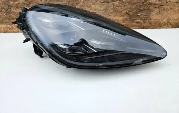 Porsche Cayenne (9Y0 9Y3) Headlight/headlamp 9Y0941036L