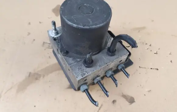 Audi A6 S6 C6 4F ABS Pump 4F0910517AC 4F0614517T