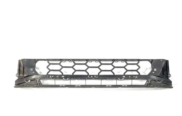 Audi A4 S4 B9 8W Front bumper lower grill 8W0807683F