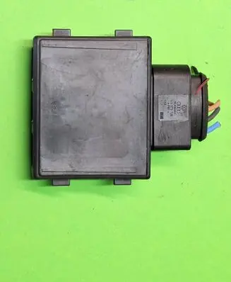 Audi A4 S4 B9 Fuel injection pump control unit/module 8W0906121B AUD2702 8D0906121B