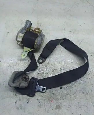 Toyota Corolla E120 E130 Front seatbelt