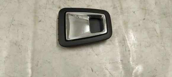Volvo XC90 Tie down hook / loop 39833826