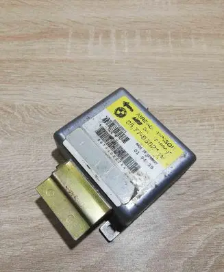 BMW 5 E39 Airbag control unit/module 8362119