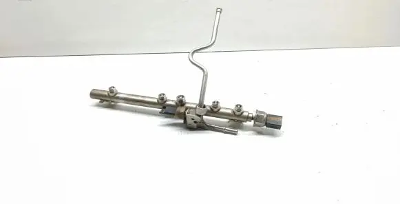 BMW 3 E92 E93 Fuel main line pipe 7502474