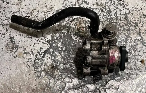 Audi A6 S6 C5 4B Power steering pump 4B0145155R 70919555267
