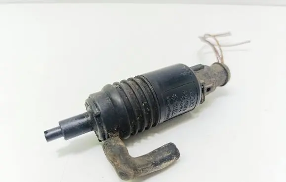 Audi A4 S4 B5 8D Windscreen/windshield washer pump 4A0955651