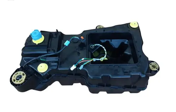 Citroen Berlingo AdBlue liquid reservoir P1001539